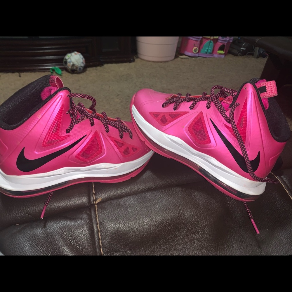 Pink nike air max lebrons